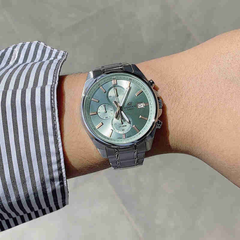 EDIFICE Casual Men Watch EFV-610DE-3AUDF