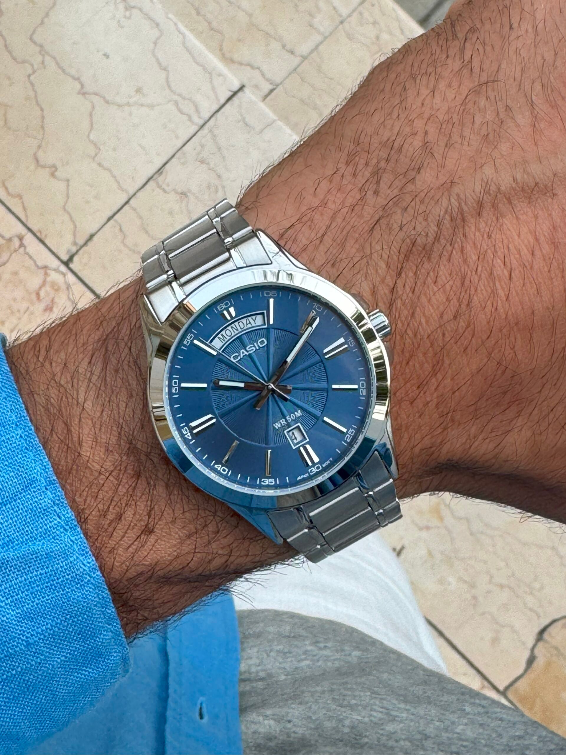 CASIO Men's Watch Analog MTP-1381D-2AVDF