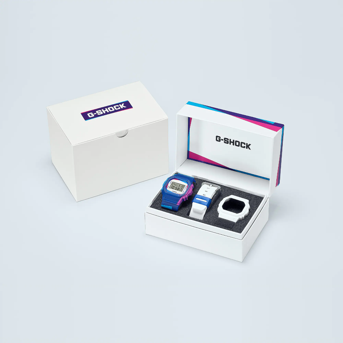 G-Shock watch, special edition, with fun colors DWE-5600PR-2DR