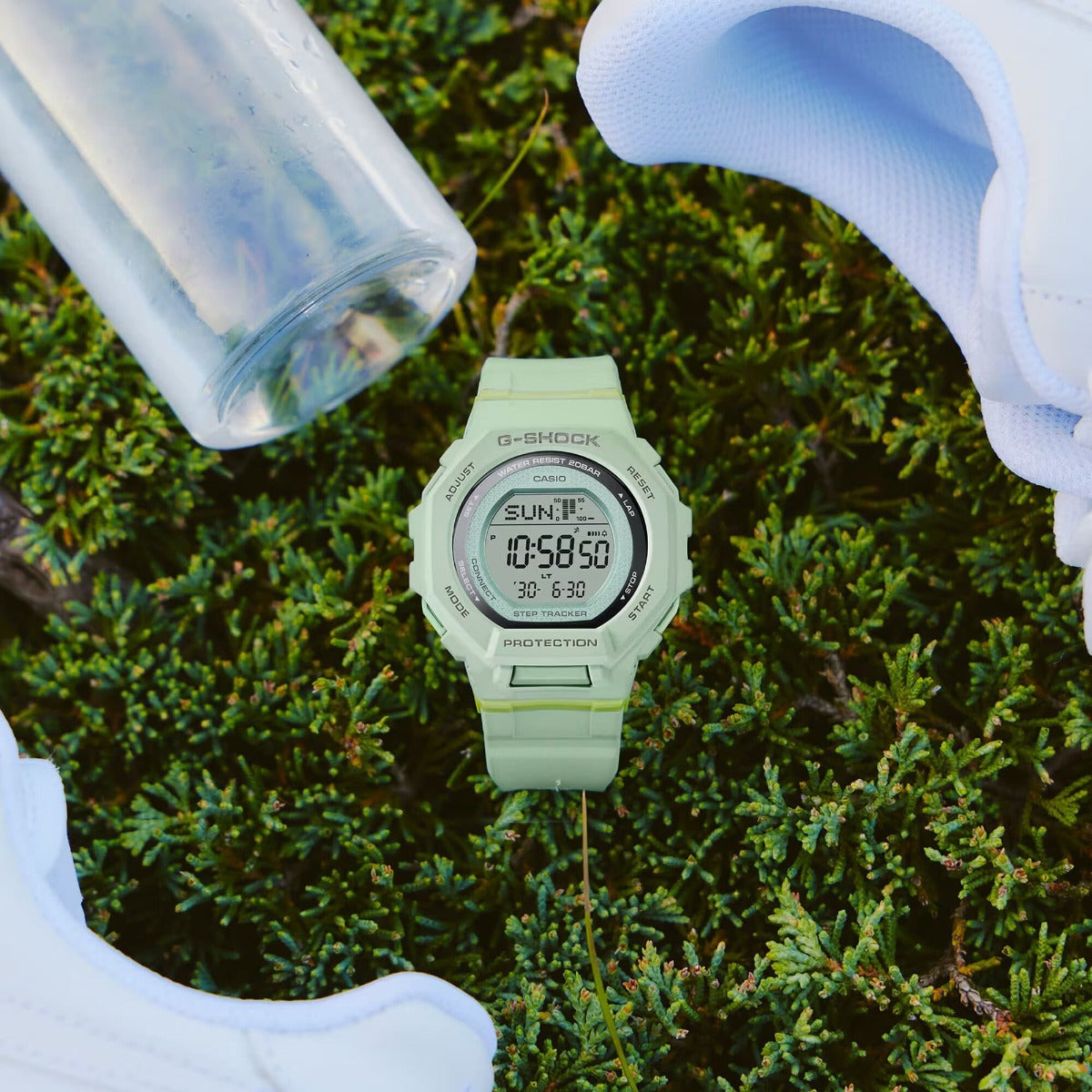 G-SHOCK G-SQUAD WOMEN GMD-B300-3DR