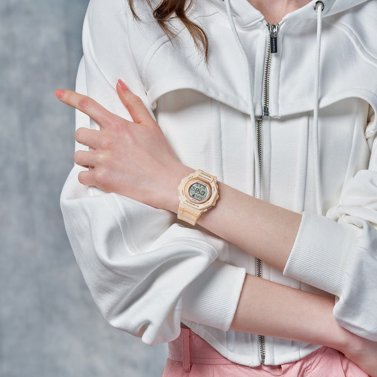 G-SHOCK G-SQUAD WOMEN GMD-B300-4DR