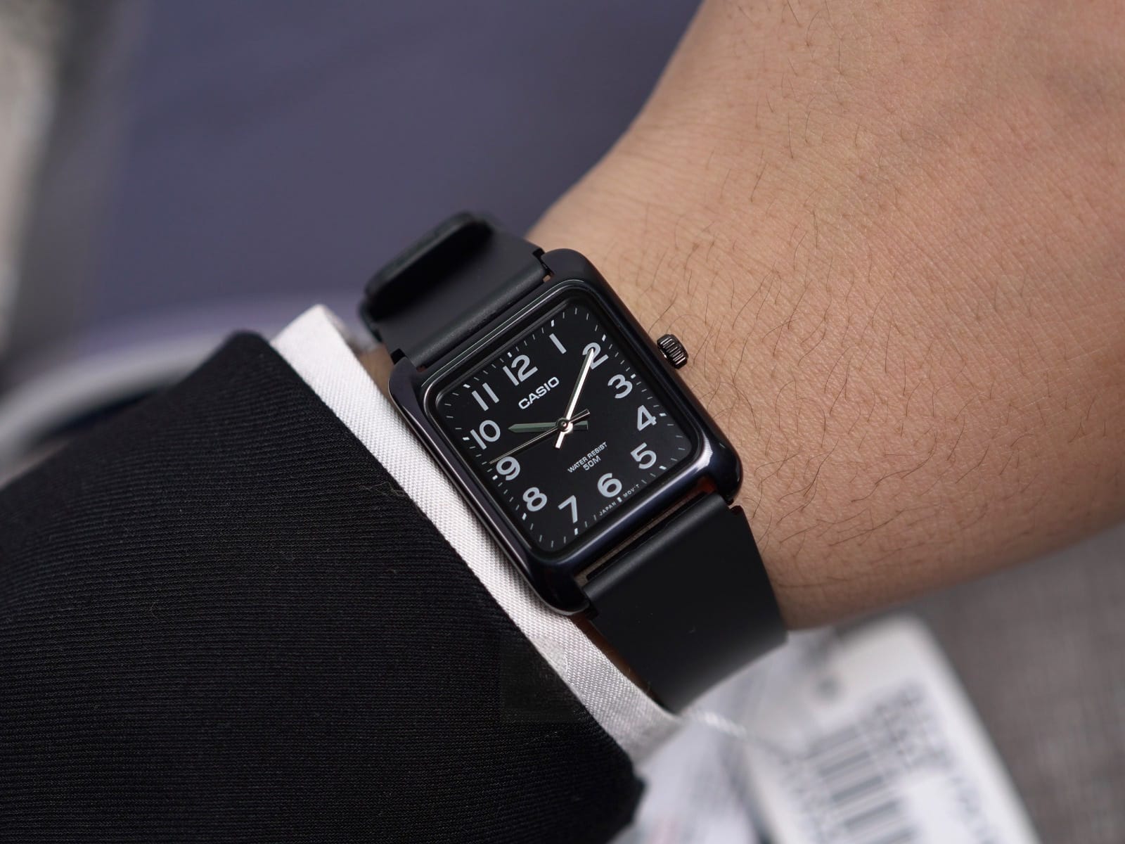 Casio Classic design MTP-B175-1BVDF