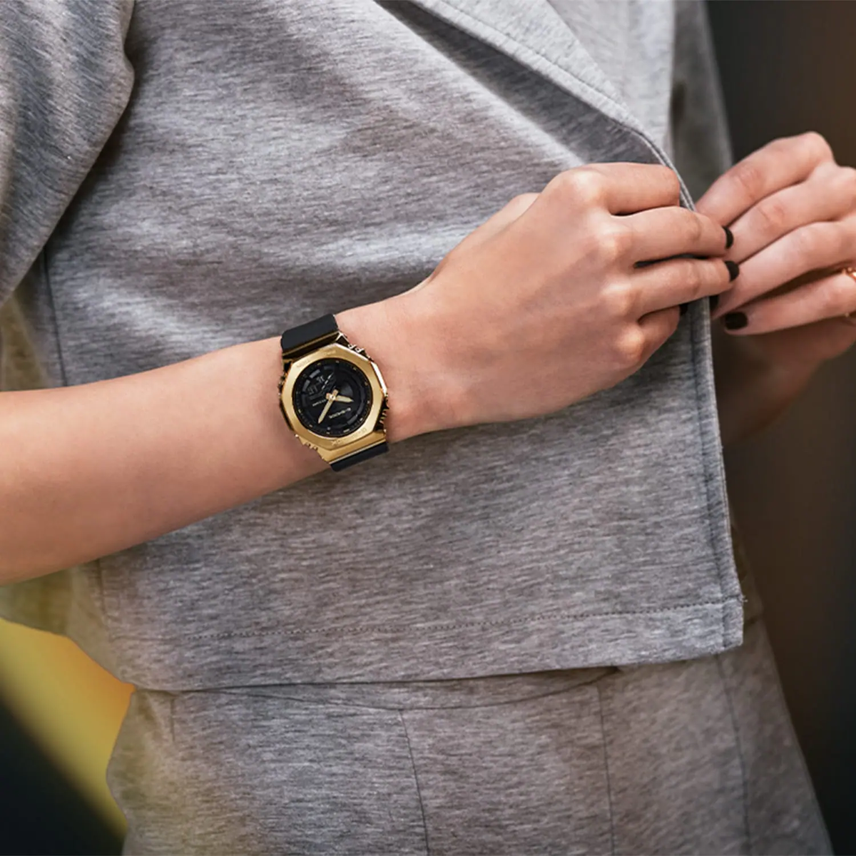 G-SHOCK Women's Analog-Digital Watch GM-S2100GB-1ADR