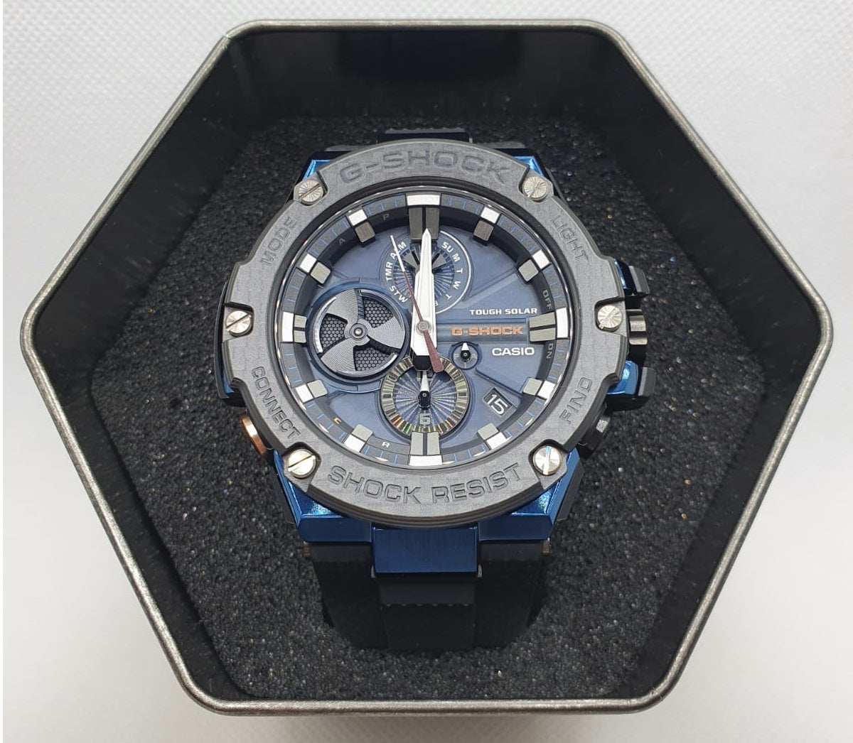 G-SHOCK G-Steel -GST-B100Xb-2ADR Mild Box Damage only